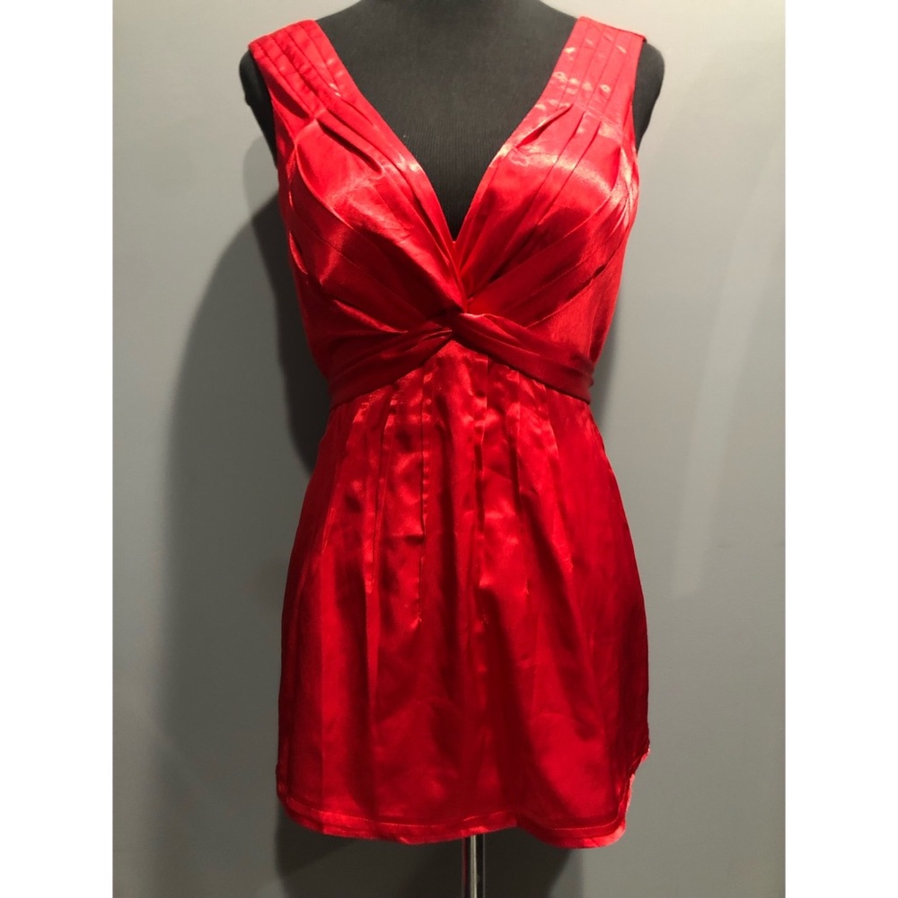 Red satin tank top Sz small